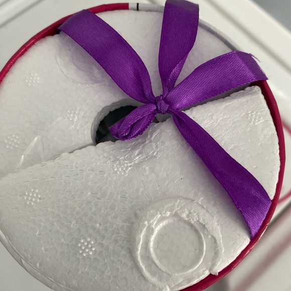 Lolita Wine Glass, NIB, dragonfly style, 15 oz. - Picture 5 of 7